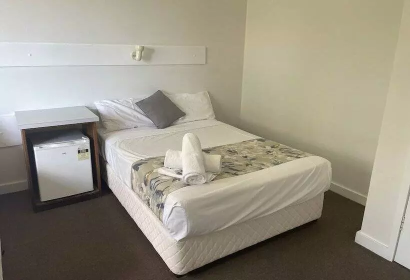 The Commercial Hotel Nambour