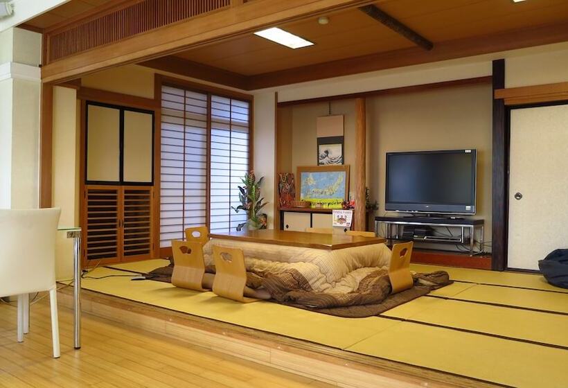 Hotel K S House Mtfuji  ケイズハウスmt富士  Travelers Hostel  Lake Kawaguchiko