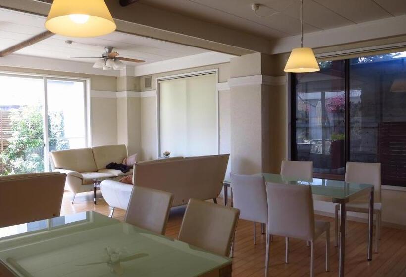 Hotel K S House Mtfuji  ケイズハウスmt富士  Travelers Hostel  Lake Kawaguchiko