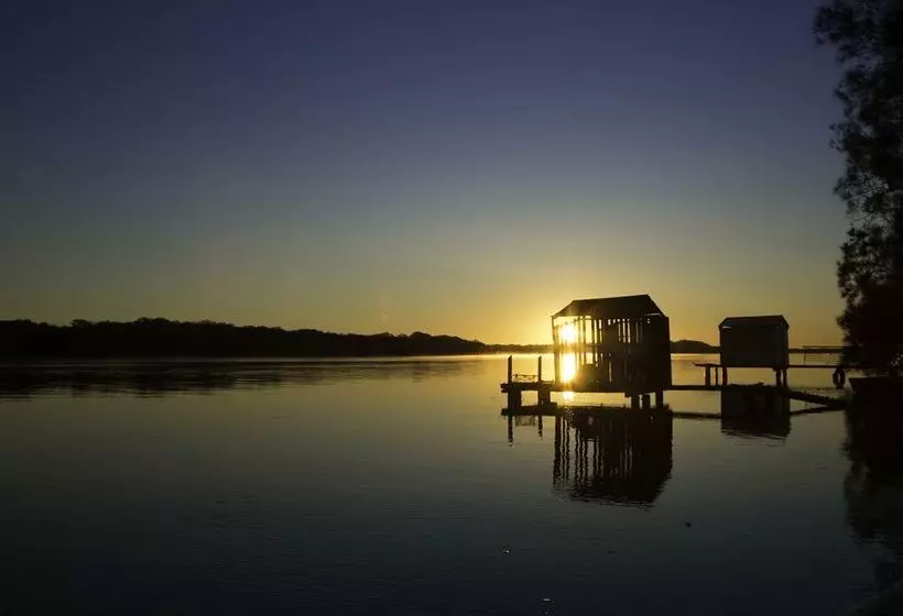 هتل Maroochy River Park
