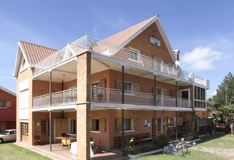 هتل Relais Du Rova