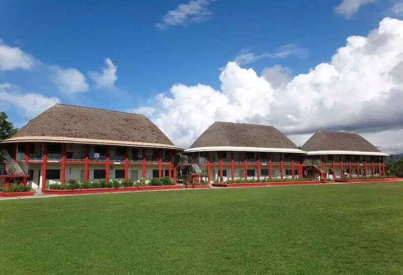 هتل The St Therese Samoa Retreat & Accommodation