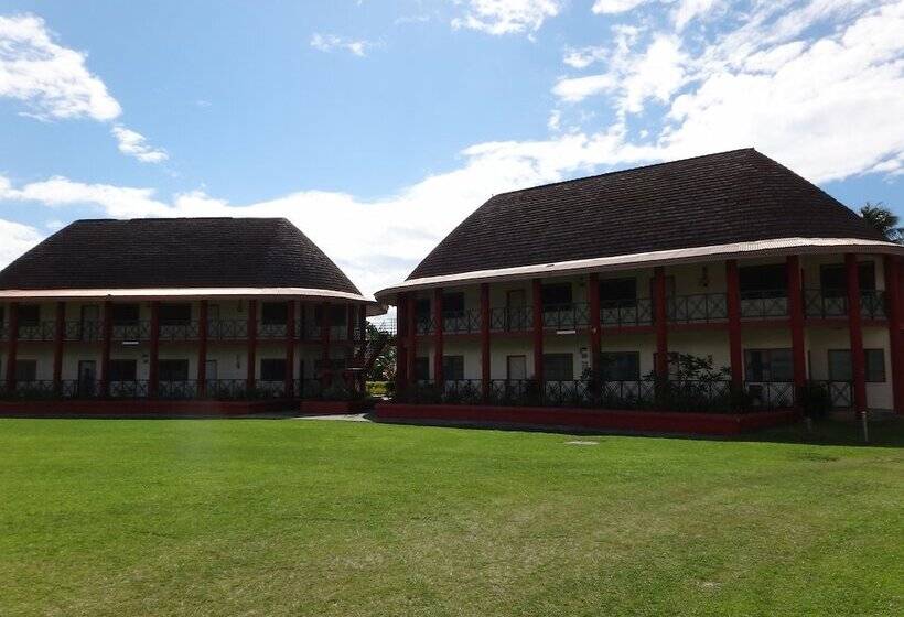 هتل The St Therese Samoa Retreat & Accommodation