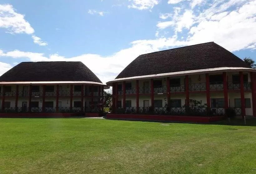 هتل The St Therese Samoa Retreat & Accommodation