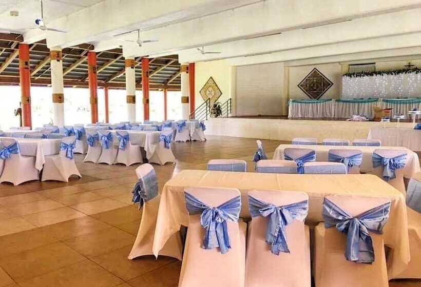 هتل The St Therese Samoa Retreat & Accommodation