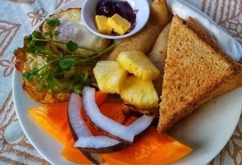 هتل The St Therese Samoa Retreat & Accommodation