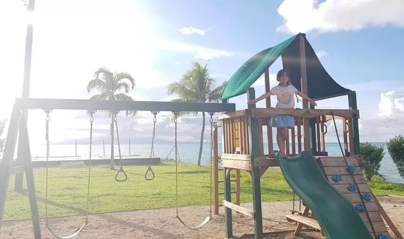 هتل The St Therese Samoa Retreat & Accommodation