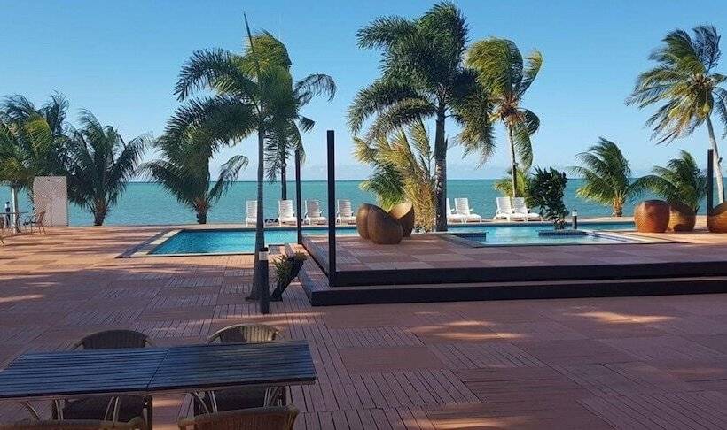 هتل The St Therese Samoa Retreat & Accommodation