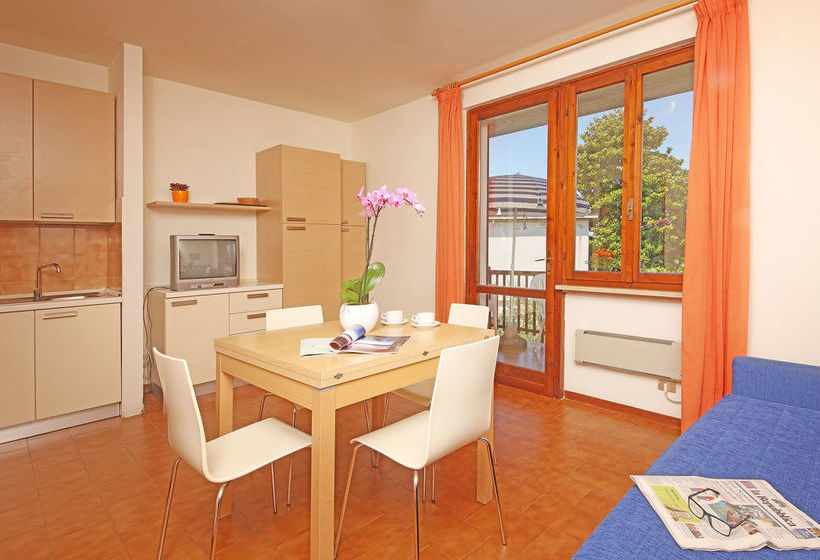 Oleandro Holiday Apartments