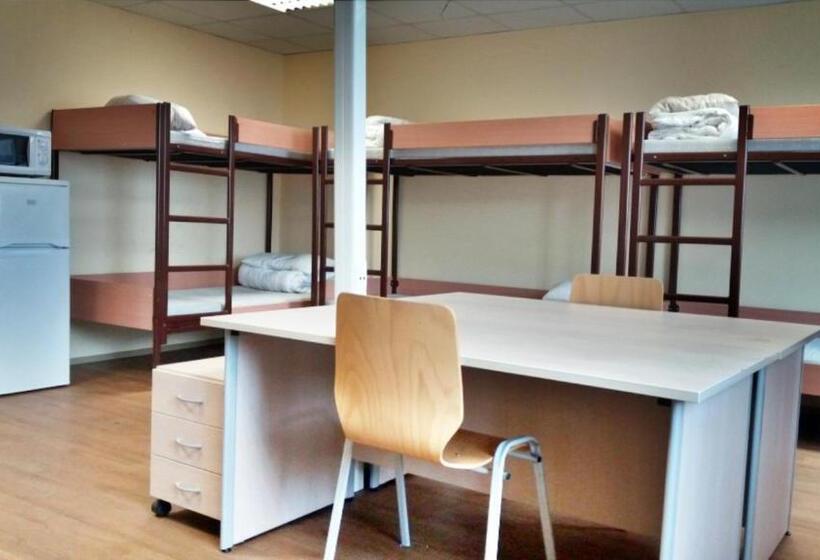 Retkeilymaja Famulus Kollégium