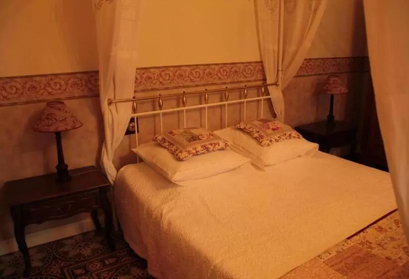 Aamiaismajoitus (B&B) Anges Gardiens