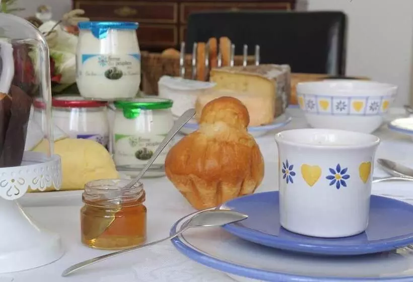 تختخواب و صبحانه Au Coeur De Beauvais