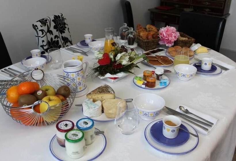 تختخواب و صبحانه Au Coeur De Beauvais