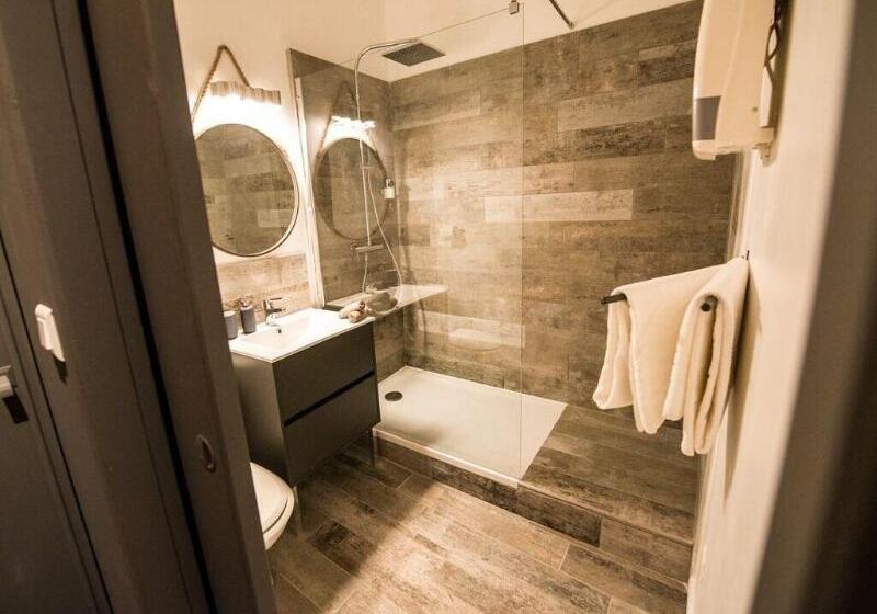 تختخواب و صبحانه La Maison Gustave