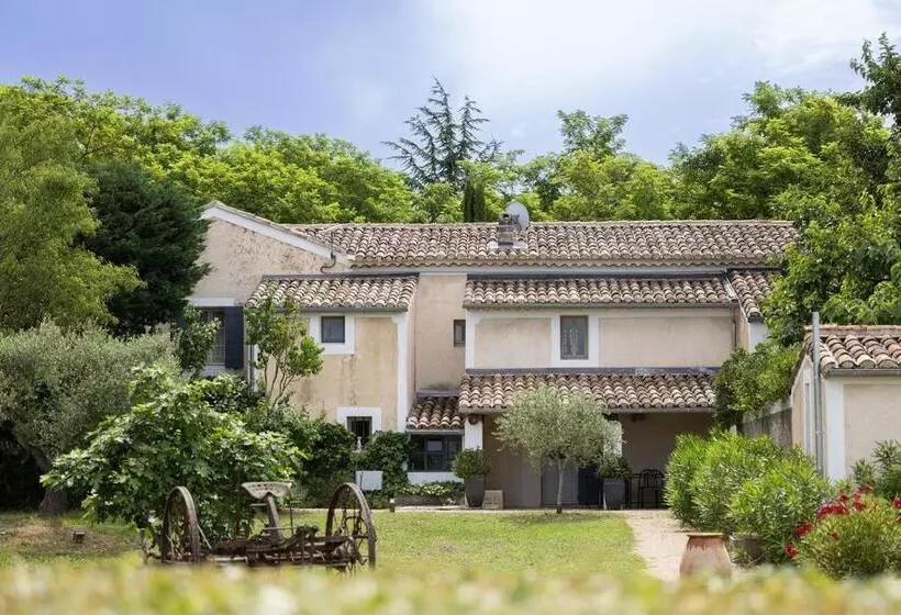 Aamiaismajoitus (B&B) Le Mas Les Eydins