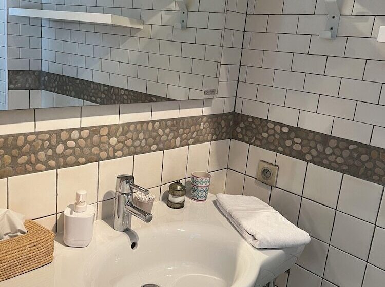 Bed and Breakfast Maison Douce Arles