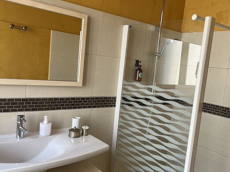 Bed and Breakfast Maison Douce Arles