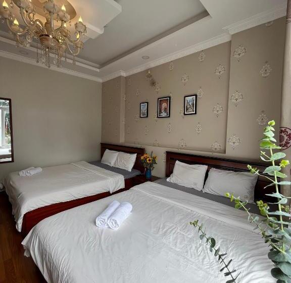 Hotel Dang Uyen 1
