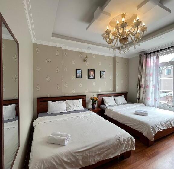 Hotel Dang Uyen 1