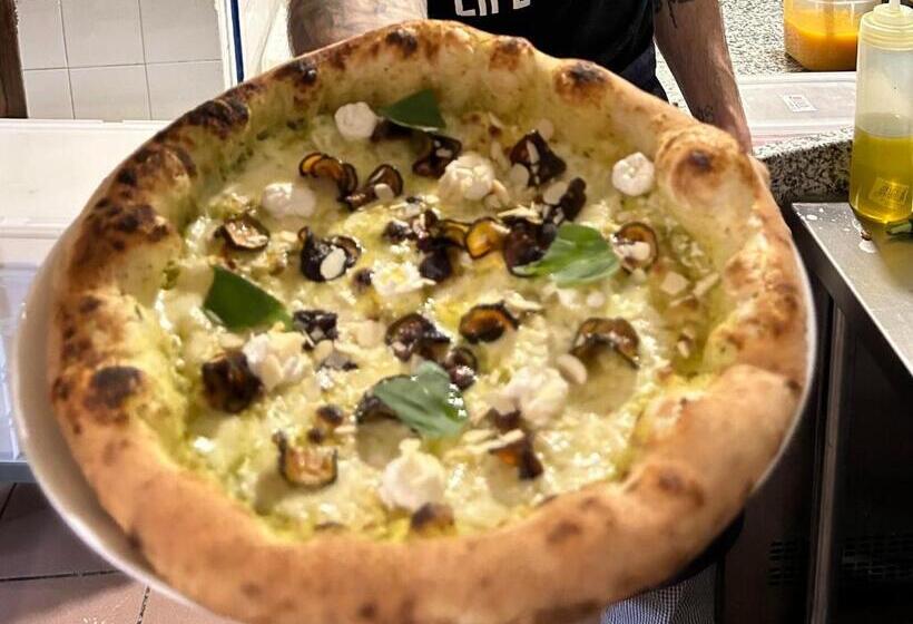 ホテル Hôtel Le Savoie