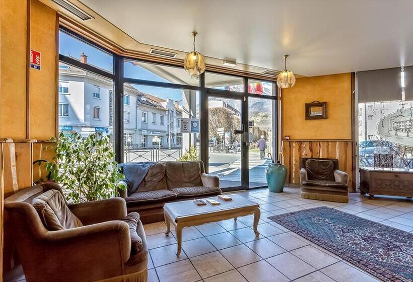 ホテル Hôtel Le Savoie