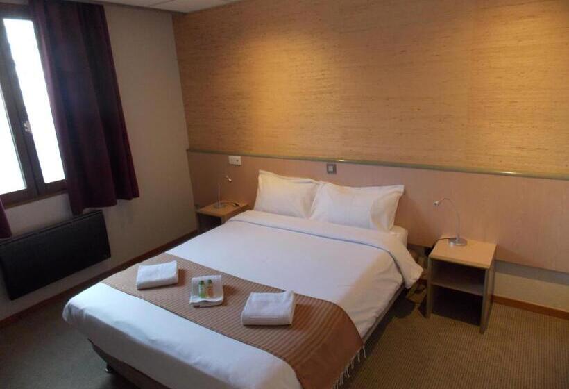 ホテル Hôtel Le Savoie