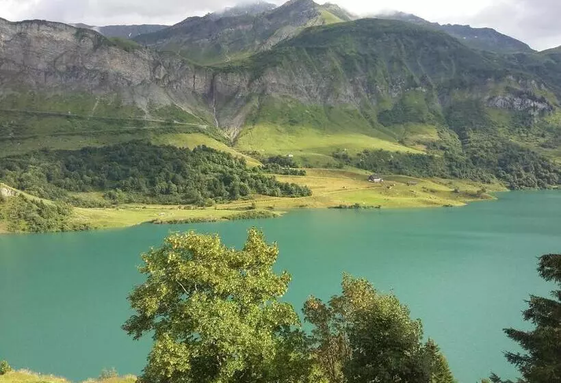 Hotelli Hôtel Le Savoie
