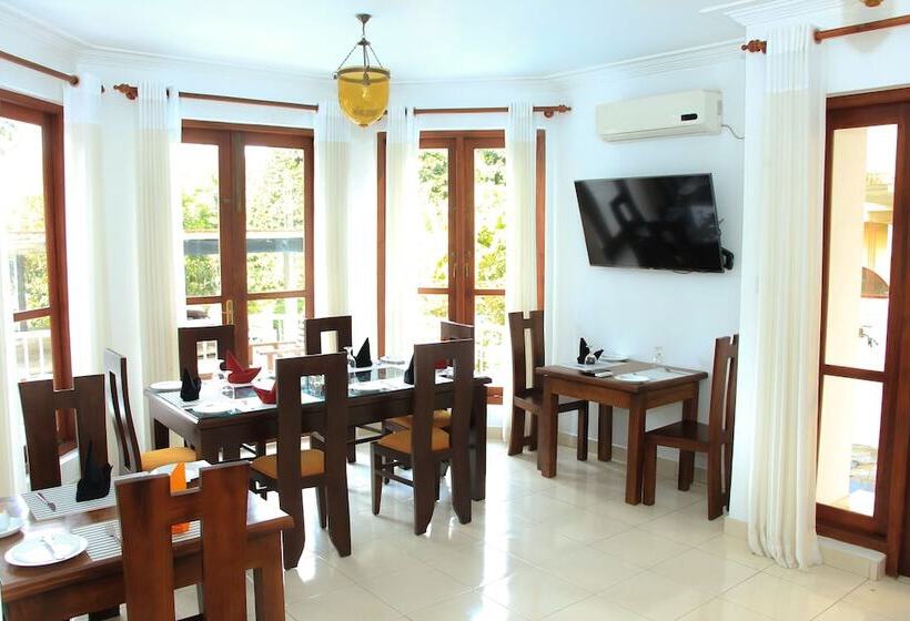 Otel Orchid Villa Kandy