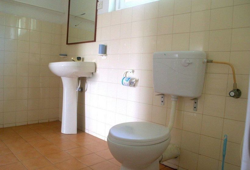 פנסיון New Shangrela Beach Resort