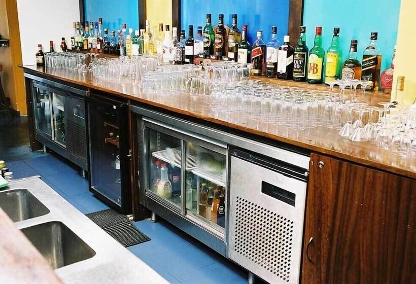 منتجع Deutsch Lanka Hotel & Restaurant