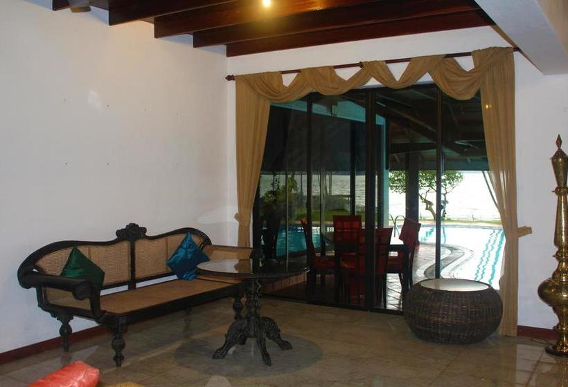 בית מלון כפרי Blue Water Villa