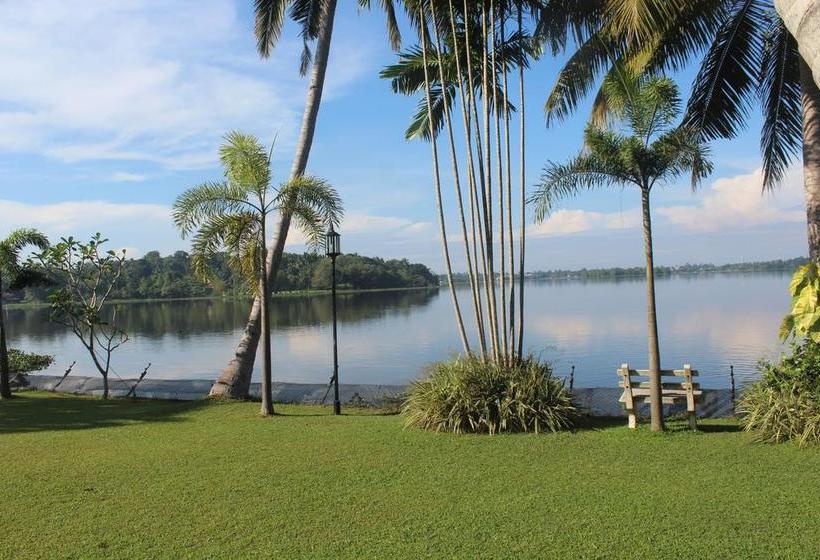 בית מלון כפרי Blue Water Villa