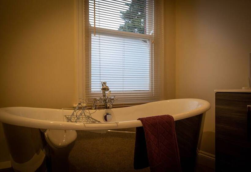 בית מלון כפרי Brockley Hall