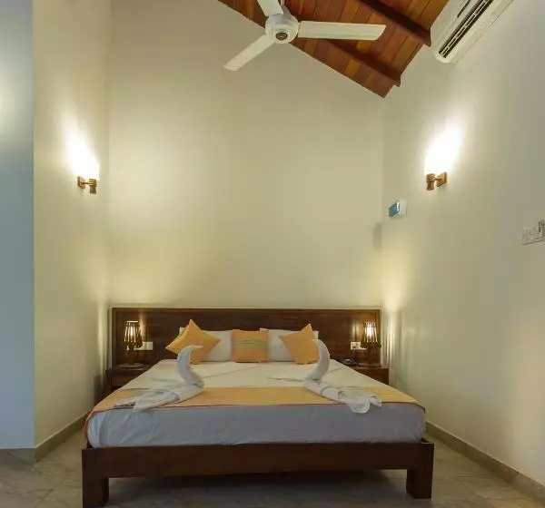 Hotel Chenra