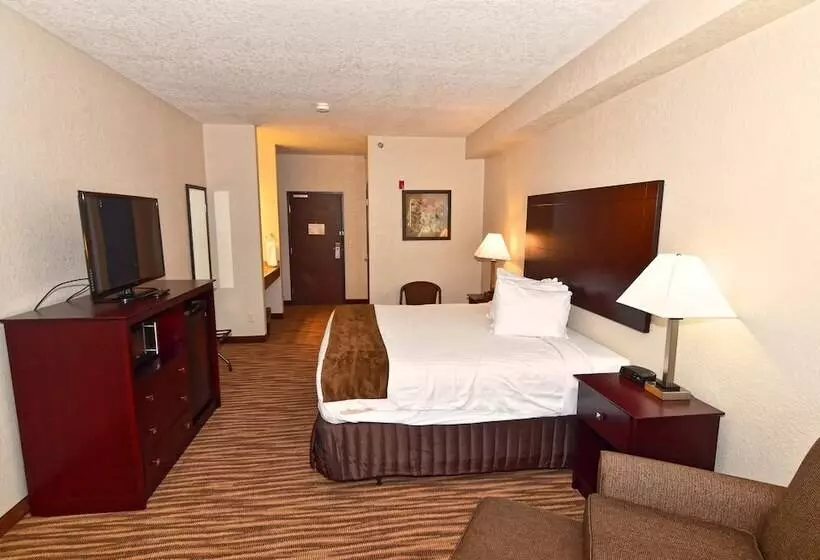 Hotelli Cobblestone Inn & Suites   Clarion