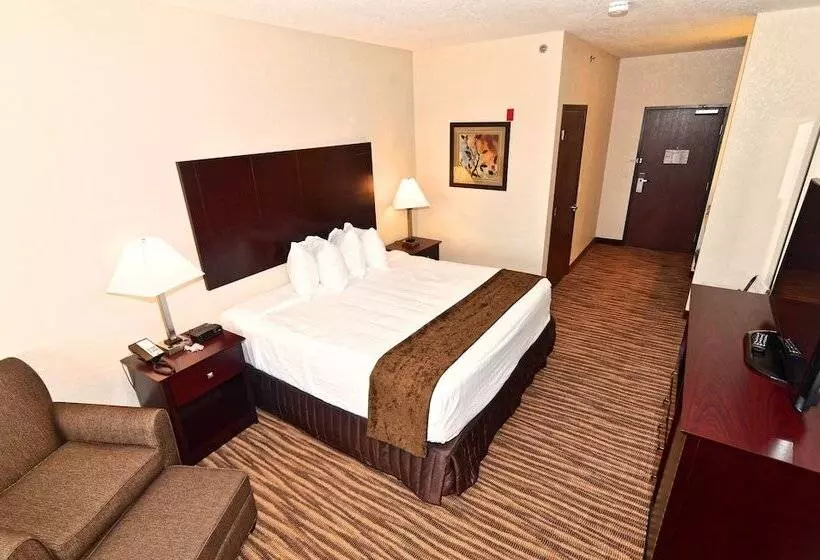 Hotelli Cobblestone Inn & Suites   Clarion