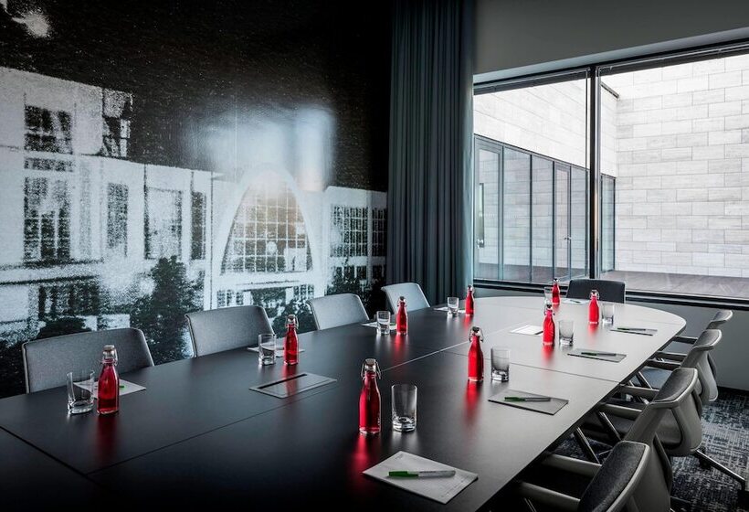 酒店 Courtyard By Marriott Brno