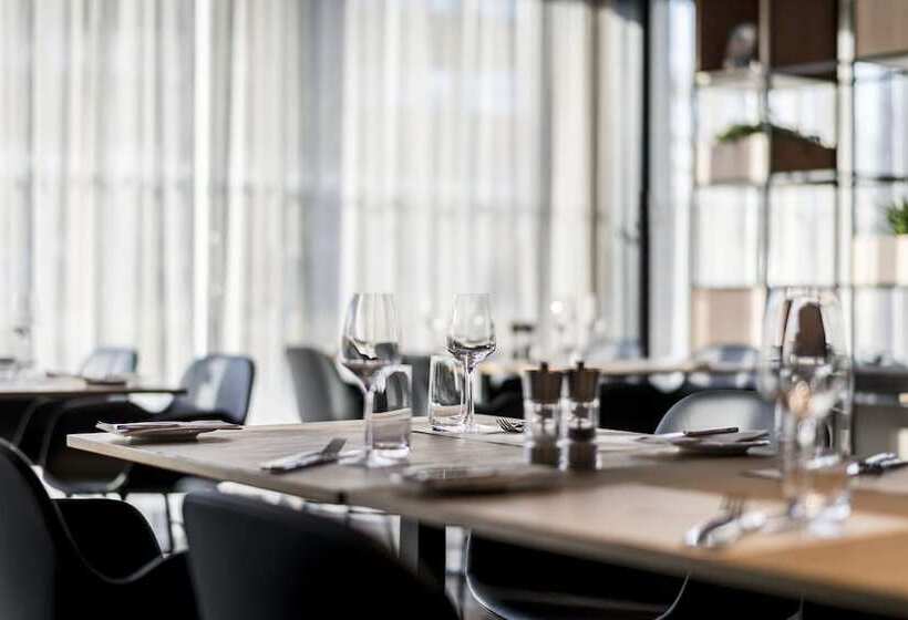 酒店 Courtyard By Marriott Brno