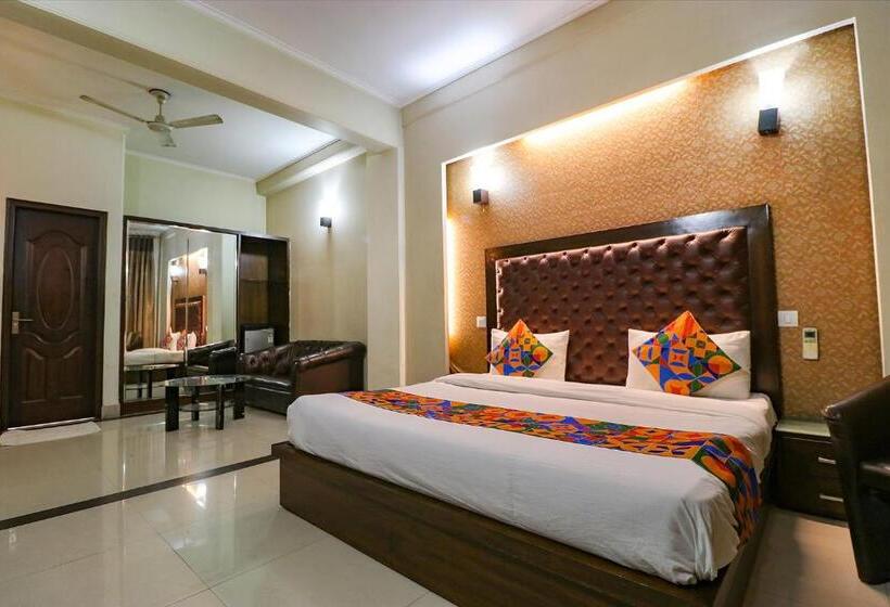 Hotel Fabexpress Llyod Residency