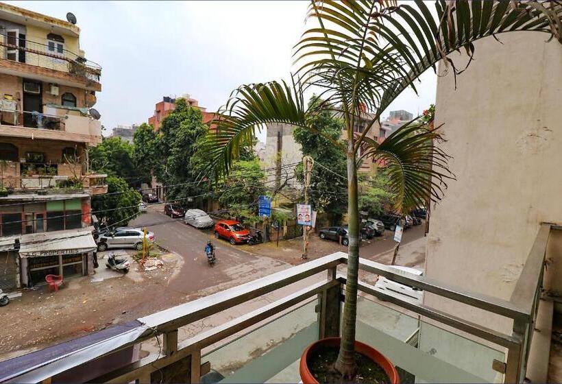 Hotel Fabexpress Llyod Residency