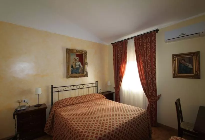 هتل La Vecchia Fattoria
