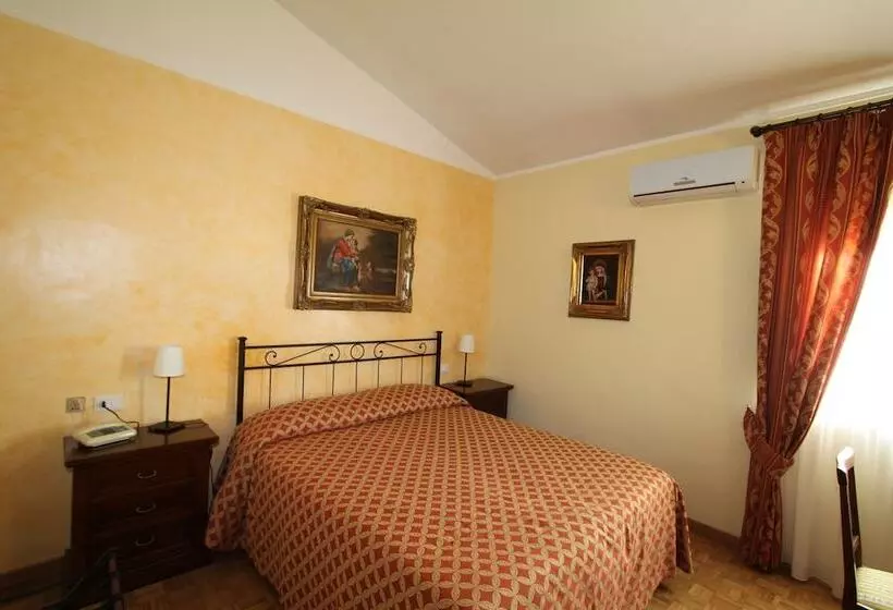 هتل La Vecchia Fattoria