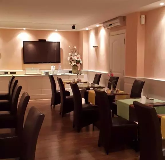 Hotelli Mediterraneo