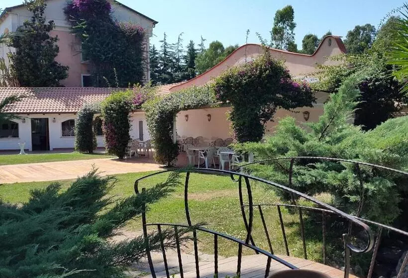 Hotelli Mediterraneo