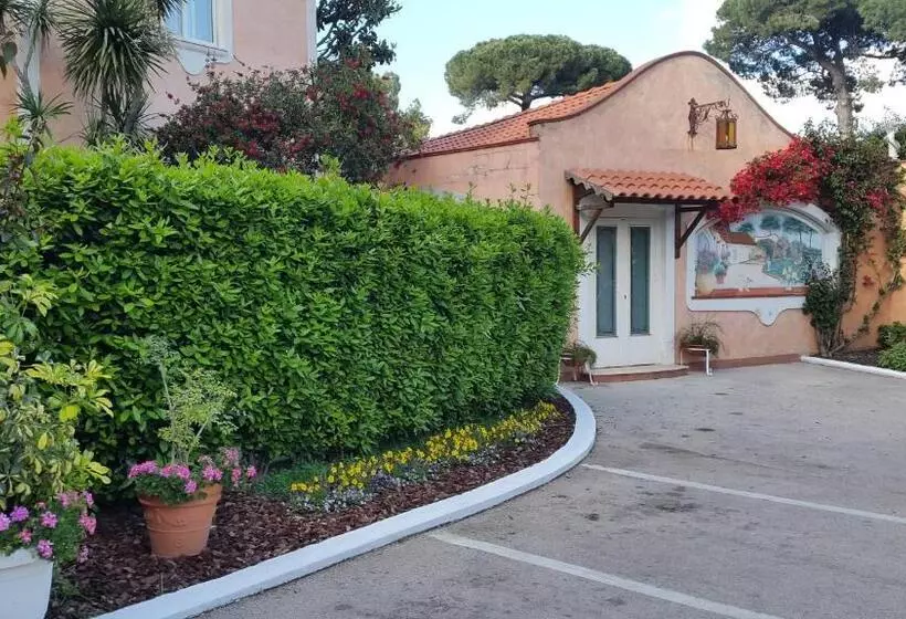 Hotelli Mediterraneo