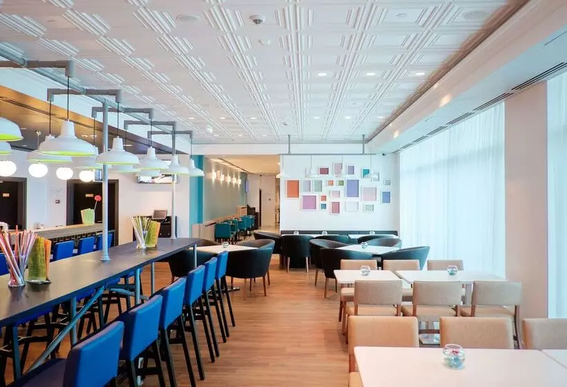 هتل Park Inn By Radisson Novokuznetsk