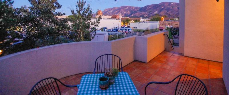 فندق Santa Paula Inn