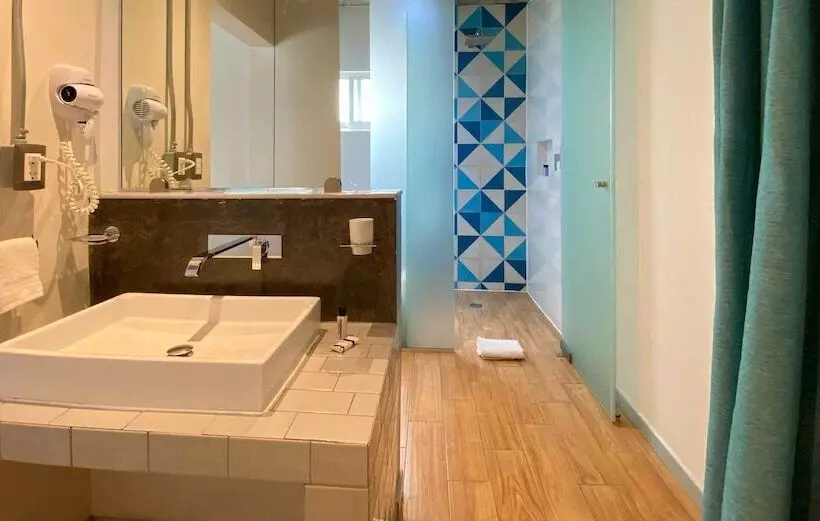 Hotelli Estancias Vive Mx Wtc