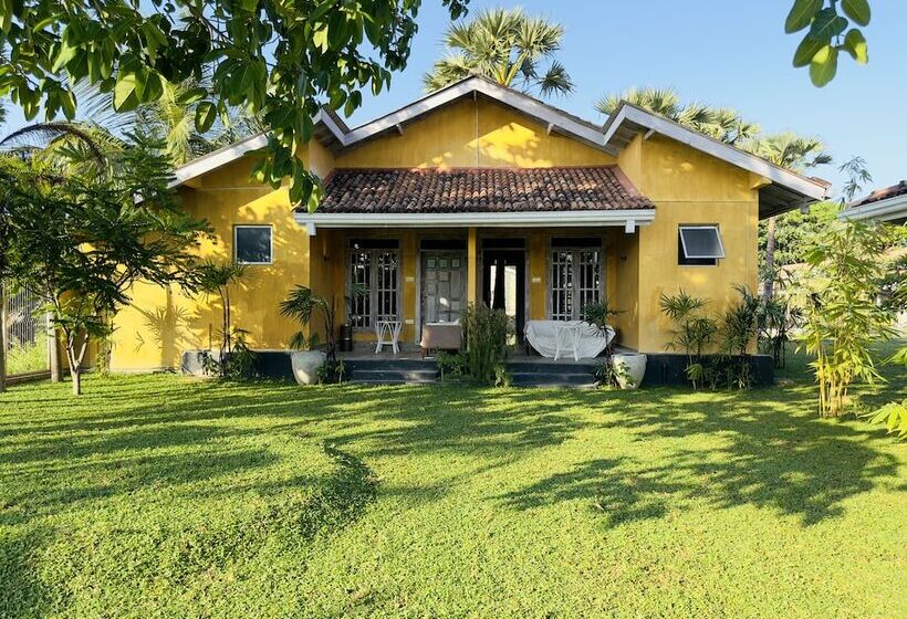 호텔 The Lilac Inn