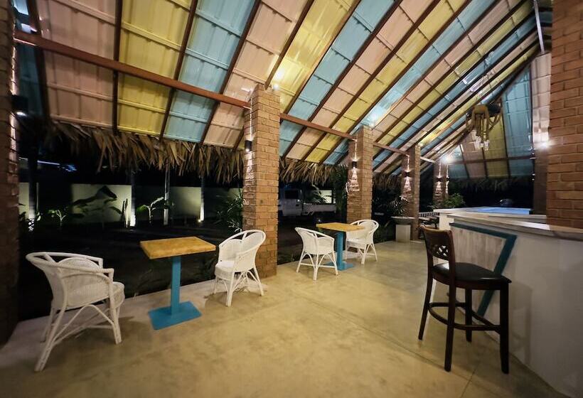 호텔 The Lilac Inn